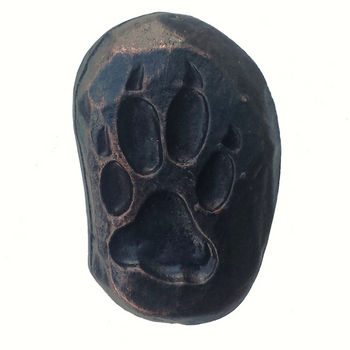 Buck Snort Wildlife Collection 7/8'' Wide Single Wolf Track Left Face Cabinet Knob in Antique Brass, Available in Multiple Finishes