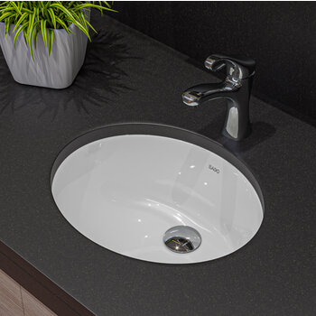 EAGO Ceramic 18" x 15" Undermount Oval Bathroom Sink in White, 17-3/4" Diameter x 7-1/4" H