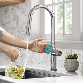 KRAUS Oletto™ Tall Modern Single-Handle Touch Kitchen Sink Faucet with Pull Down Sprayer in Chrome