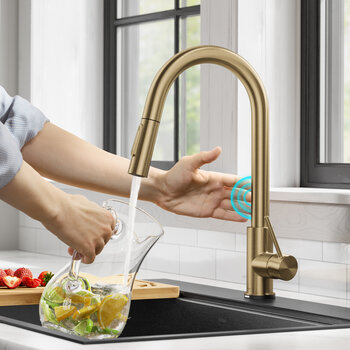KRAUS Oletto™ Contemporary Single-Handle Touch Kitchen Sink Faucet with Pull Down Sprayer in Brushed Gold