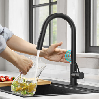 KRAUS Oletto™ Contemporary Single-Handle Touch Kitchen Sink Faucet with Pull Down Sprayer in Matte Black